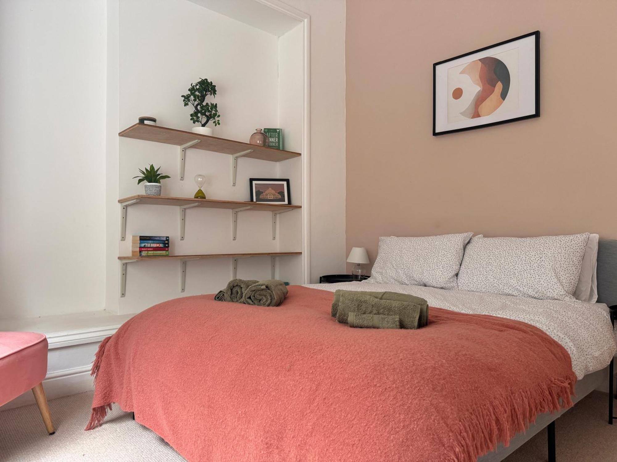 Quaint Apartment In Central Brighton - Sleeps 2 To 6 Экстерьер фото